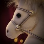 Cavalo de Balanço Branco e Vermelho 40cm - Imagem 5