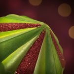 Pião Verde e Vermelho 10cm CX C/2 - Imagem 2