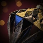 Pião Preto e Dourado 10cm Caixa c/2 - Imagem 3