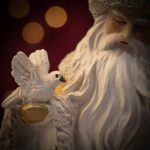 Papai Noel em Resina Dourado 25cm - Imagem 5